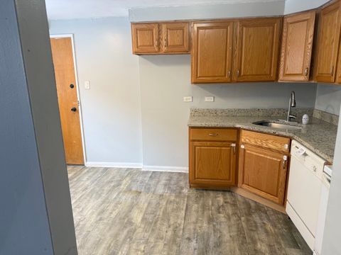 Tiny photo for 2018 W 111th Street #2018, Chicago, IL 60643 (MLS # 12555345)