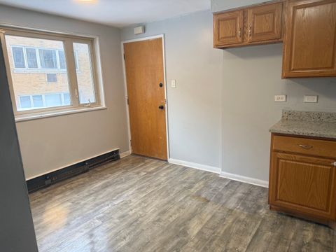 Tiny photo for 2018 W 111th Street #2018, Chicago, IL 60643 (MLS # 12555345)