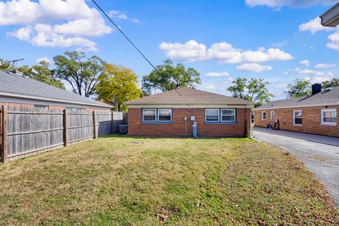Tiny photo for 11712 S Troy Drive, Merrionette Park, IL 60803 (MLS # 12488806)