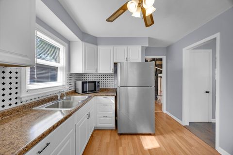 Tiny photo for 11712 S Troy Drive, Merrionette Park, IL 60803 (MLS # 12488806)