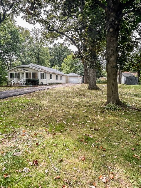 Tiny photo for 27692 N OAK Street, Island Lake, IL 60042 (MLS # 12550916)