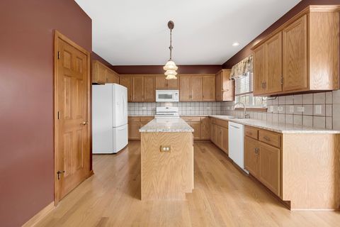 Tiny photo for 7113 Dunham Road, Downers Grove, IL 60516 (MLS # 12597785)