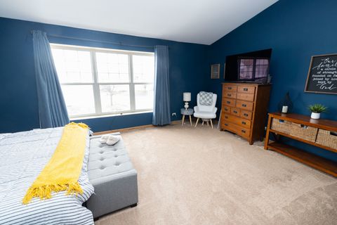 Tiny photo for 2375 Cove Court, Elgin, IL 60123 (MLS # 12591952)