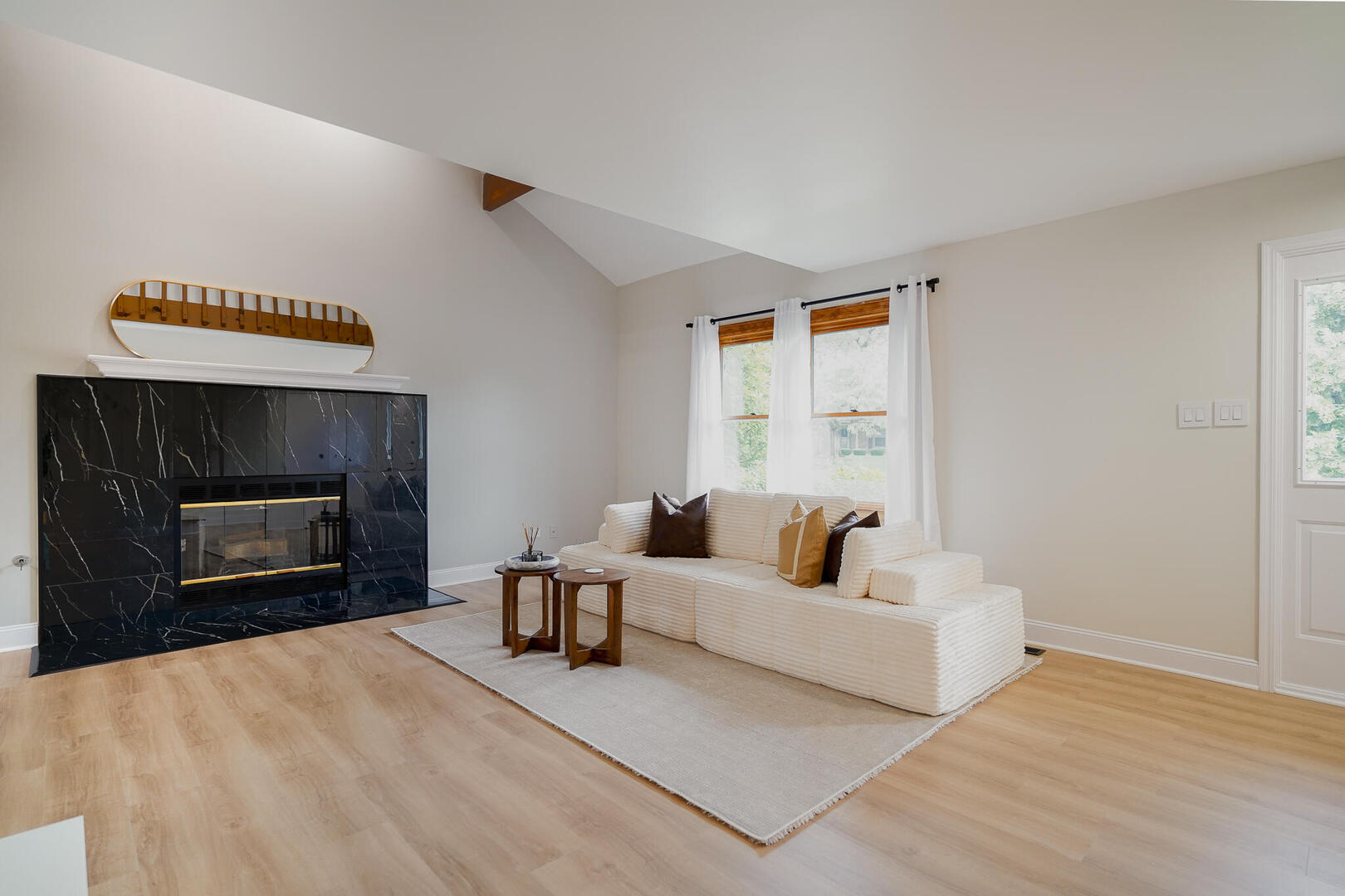 9323 Sunrise Lane
