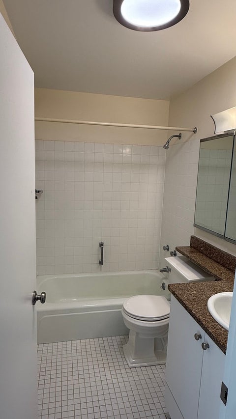 Tiny photo for 1850 N Clark Street #810, Chicago, IL 60614 (MLS # 12756637)