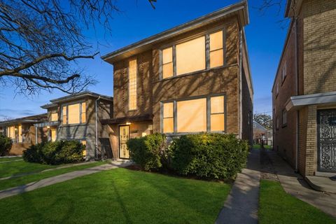 8121 S Commercial Avenue Chicago IL 60617