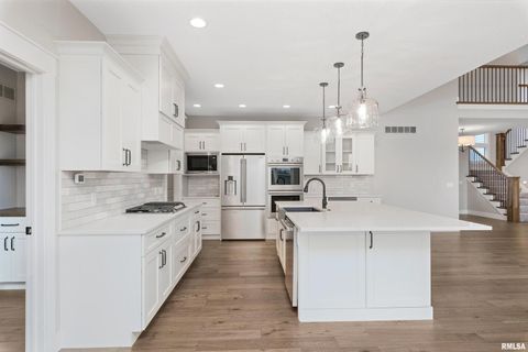 Tiny photo for 6928 Wilderness Pointe, Bettendorf, IA 52722 (MLS # QC4269169)