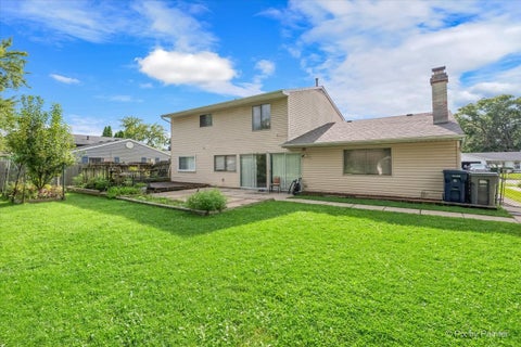 Tiny photo for 137 Mulford Drive, Elgin, IL 60120 (MLS # 12726004)