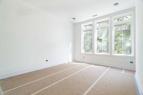 Tiny photo for 5624 N Francisco Avenue, Chicago, IL 60659 (MLS # 12473374)