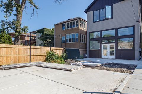 Tiny photo for 5624 N Francisco Avenue, Chicago, IL 60659 (MLS # 12473374)