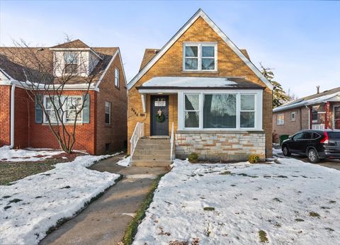 Photo of 9646 S Harding Avenue, Evergreen Park, IL 60805 (MLS # 12532804)