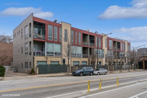 902 N ELSTON Avenue 101 Chicago IL 60606