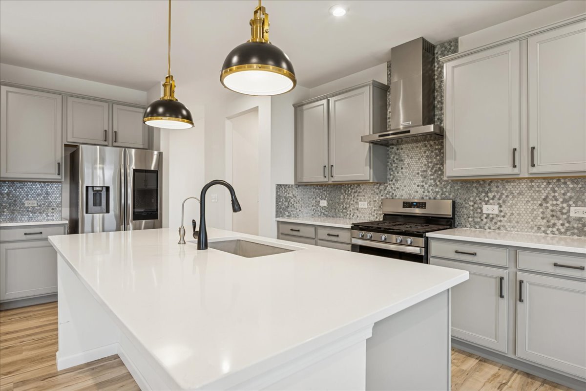 900 Treeline Drive, Algonquin, IL, 60102 2 900 Treeline Drive