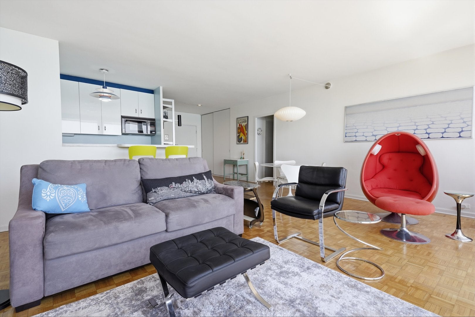 880 N Lake Shore Drive 10C