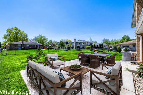 Tiny photo for 1111 W Ash Drive, Mount Prospect, IL 60056 (MLS # 12640472)