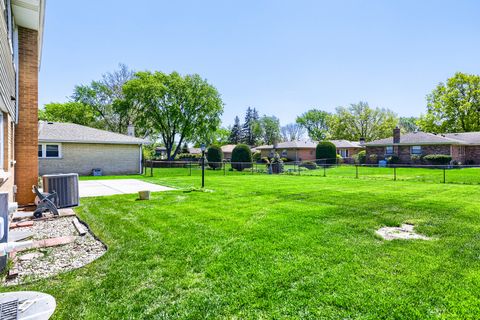 Tiny photo for 1111 W Ash Drive, Mount Prospect, IL 60056 (MLS # 12640472)