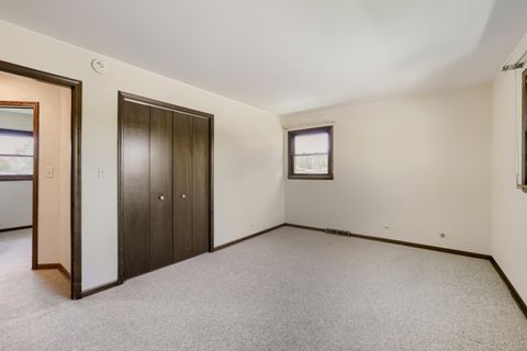 Tiny photo for 1111 W Ash Drive, Mount Prospect, IL 60056 (MLS # 12640472)