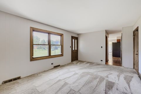 Tiny photo for 1111 W Ash Drive, Mount Prospect, IL 60056 (MLS # 12640472)
