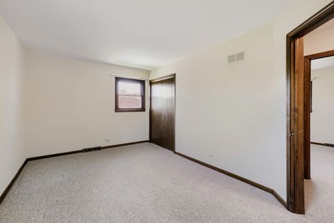 Tiny photo for 1111 W Ash Drive, Mount Prospect, IL 60056 (MLS # 12640472)