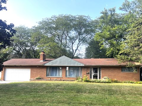 Photo of 1930 23rd Street, Zion, IL 60099 (MLS # 12572376)