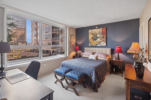 Tiny photo for 807 Davis Street #810, Evanston, IL 60201 (MLS # 12464135)