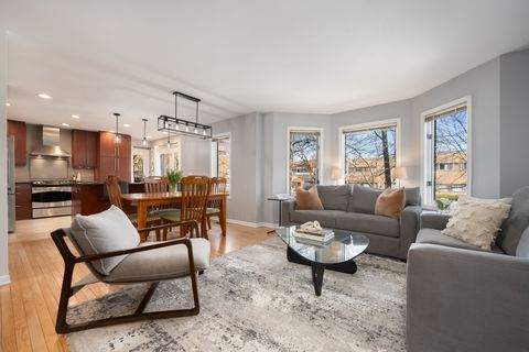 Tiny photo for 2316 N Lakewood Avenue, Chicago, IL 60614 (MLS # 12599460)