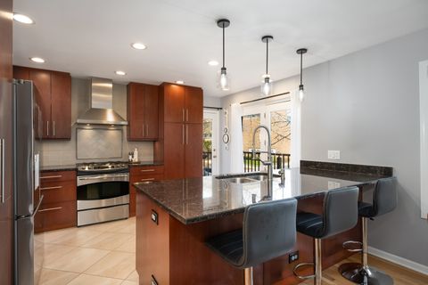 Tiny photo for 2316 N Lakewood Avenue, Chicago, IL 60614 (MLS # 12599460)