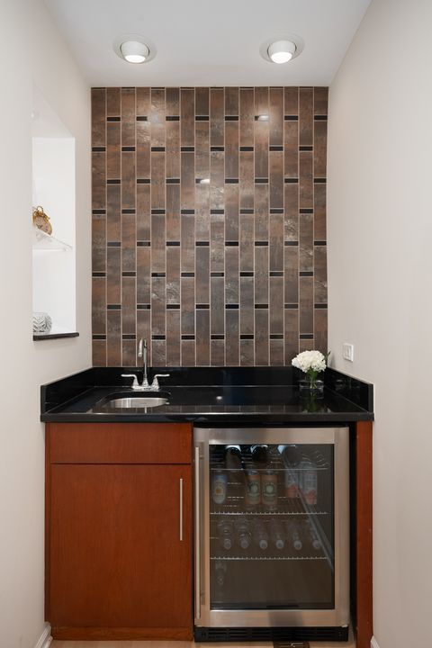 Tiny photo for 2316 N Lakewood Avenue, Chicago, IL 60614 (MLS # 12599460)