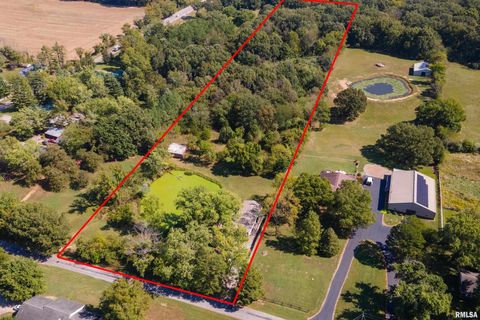 Tiny photo for 125 Beech Hollow Road, Harrisburg, IL 62946 (MLS # EB460027)