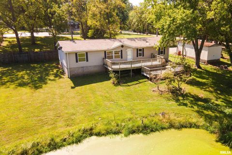 Photo of 125 Beech Hollow Road, Harrisburg, IL 62946 (MLS # EB460027)