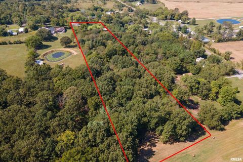 Tiny photo for 125 Beech Hollow Road, Harrisburg, IL 62946 (MLS # EB460027)