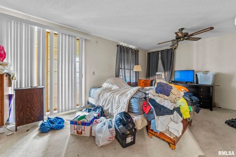 Tiny photo for 3206 WISCONSIN Avenue, Davenport, IA 52804 (MLS # QC4267847)