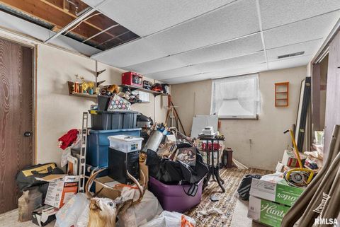 Tiny photo for 3206 WISCONSIN Avenue, Davenport, IA 52804 (MLS # QC4267847)