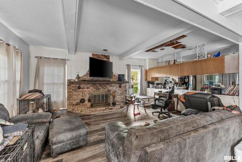 Tiny photo for 3206 WISCONSIN Avenue, Davenport, IA 52804 (MLS # QC4267847)