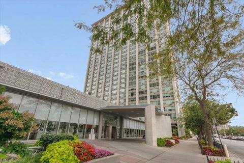 Photo of 3600 N Lake Shore Drive #2220, Chicago, IL 60613 (MLS # 12754393)