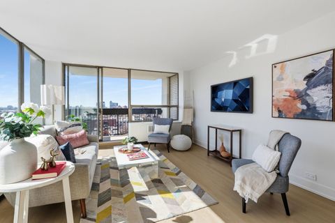 Tiny photo for 1455 N Sandburg Terrace #1501B, Chicago, IL 60610 (MLS # 12600108)