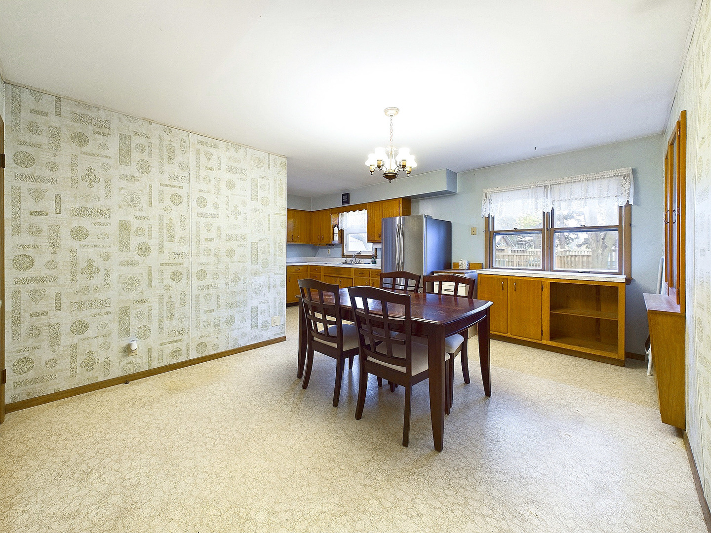 401 E Van Buren Street
