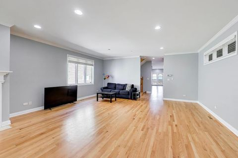 Tiny photo for 4757 N Linder Avenue, Chicago, IL 60630 (MLS # 12640062)