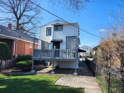 Tiny photo for 6093 N Naples Avenue, Chicago, IL 60631 (MLS # 12613394)