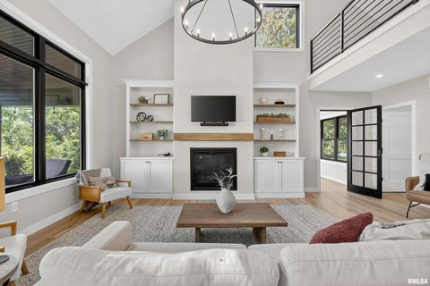 Tiny photo for 25865 VALLEY Drive, Bettendorf, IA 52722 (MLS # QC4266908)