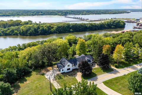 Tiny photo for 25865 VALLEY Drive, Bettendorf, IA 52722 (MLS # QC4266908)