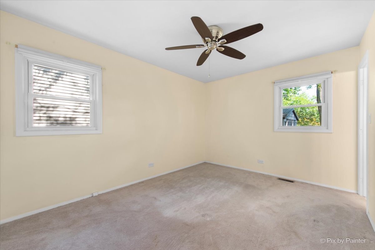 Glendale Heights, Illinois 60139, United States, 3 Bedrooms Bedrooms, ,2 BathroomsBathrooms,Residential,Active,220929