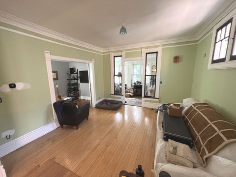 Tiny photo for 6957 N Hamilton Avenue, Chicago, IL 60645 (MLS # 12461461)