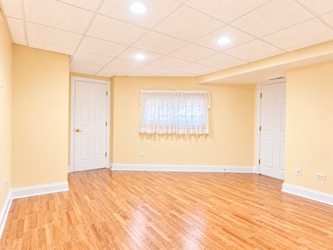 Tiny photo for 842 Turnberry Lane, Willowbrook, IL 60527 (MLS # 12793847)