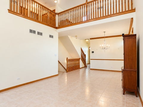 Tiny photo for 842 Turnberry Lane, Willowbrook, IL 60527 (MLS # 12793847)