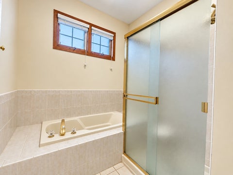 Tiny photo for 842 Turnberry Lane, Willowbrook, IL 60527 (MLS # 12793847)