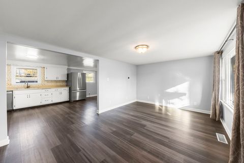 Tiny photo for 19136 Jacquie Avenue, Romeoville, IL 60446 (MLS # 12524054)