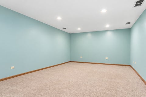 Tiny photo for 1310 E Ironwood Drive, Mount Prospect, IL 60056 (MLS # 12777953)