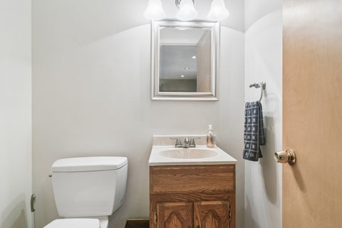 Tiny photo for 1310 E Ironwood Drive, Mount Prospect, IL 60056 (MLS # 12777953)