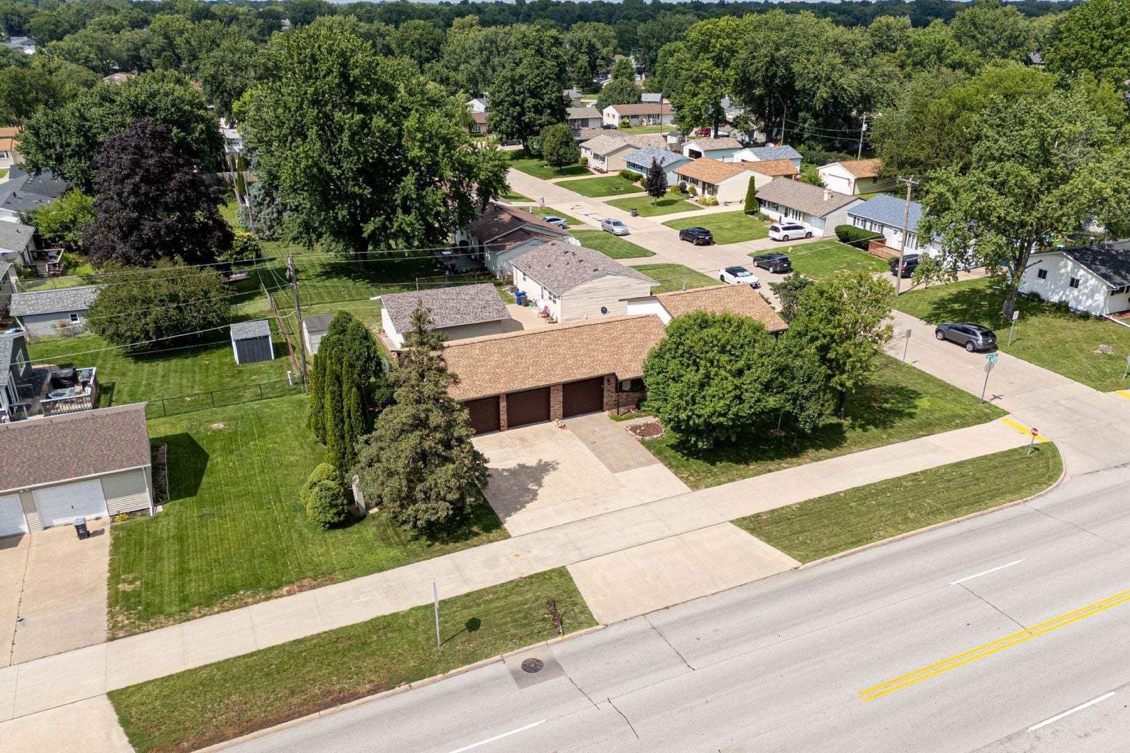 1528 Spruce Hills Drive